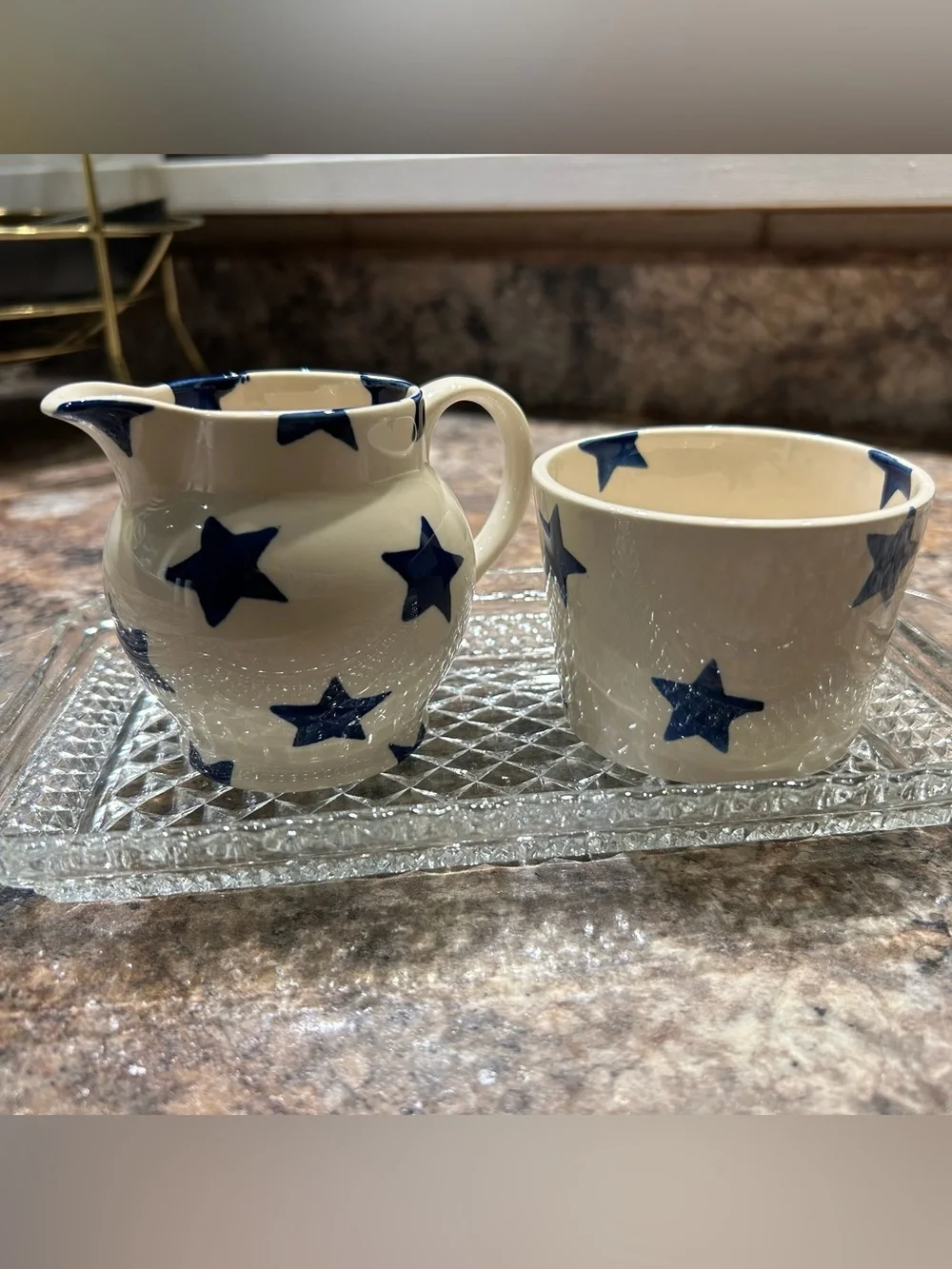 Emma Bridgewater Authentic English Earthenware Pottery